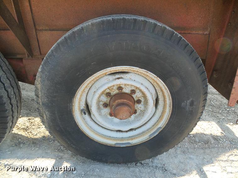 image for item DD5851 1995 Belshe T-2 equipment trailer