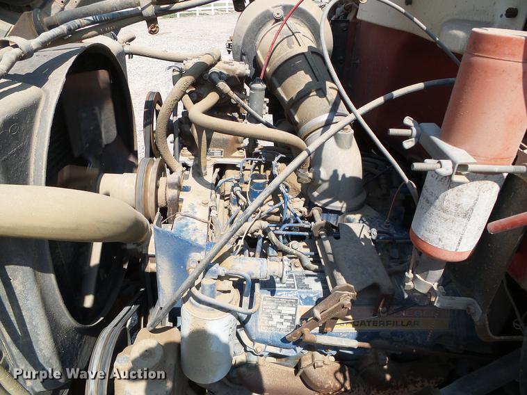 image for item DD5852 1975 Ford 8000 flatbed truck