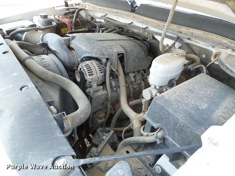 image for item DD5853 2009 GMC Sierra 3500HD flatbed pickup truck