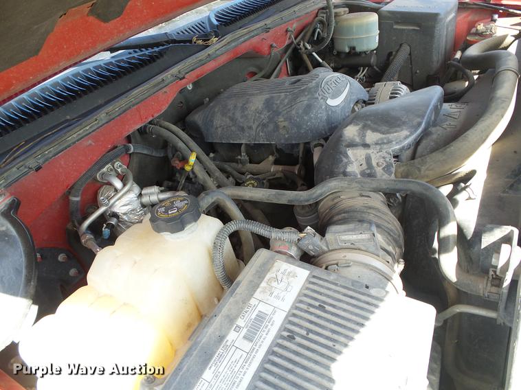 image for item DD5876 2002 Chevrolet Silverado 2500HD Crew Cab pickup truck