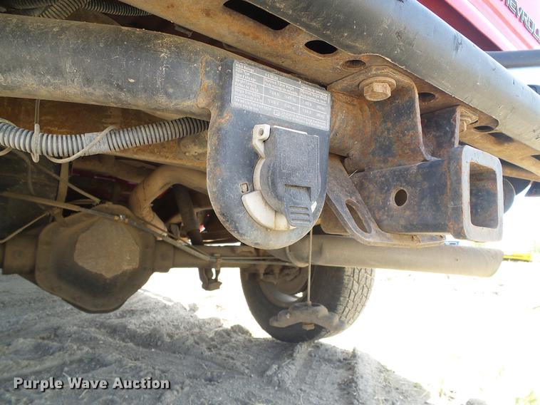 image for item DD5876 2002 Chevrolet Silverado 2500HD Crew Cab pickup truck