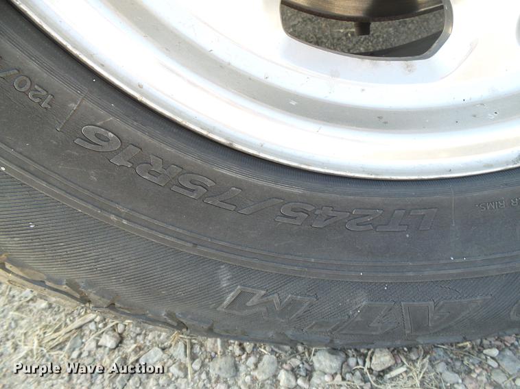 image for item DD5876 2002 Chevrolet Silverado 2500HD Crew Cab pickup truck