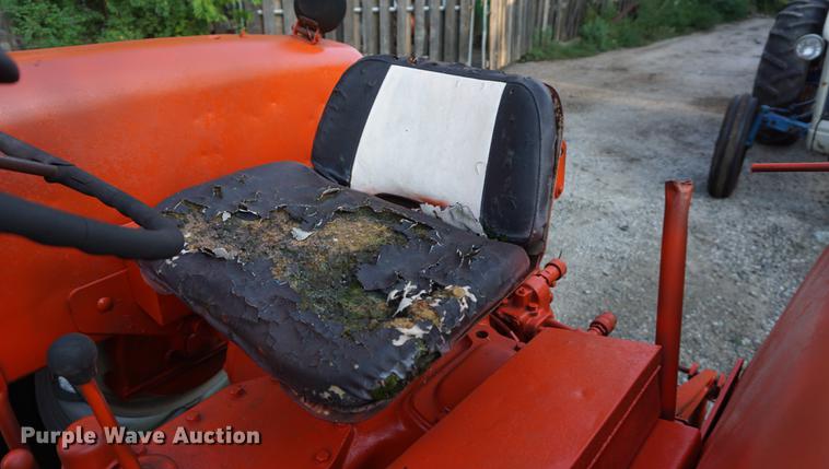 image for item DD6434 1957 Allis Chalmers D17 tractor