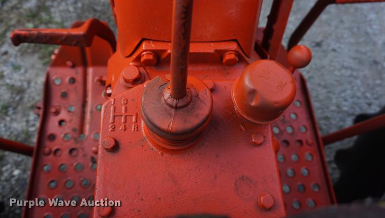 image for item DD6434 1957 Allis Chalmers D17 tractor