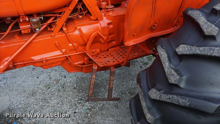 image for item DD6434 1957 Allis Chalmers D17 tractor