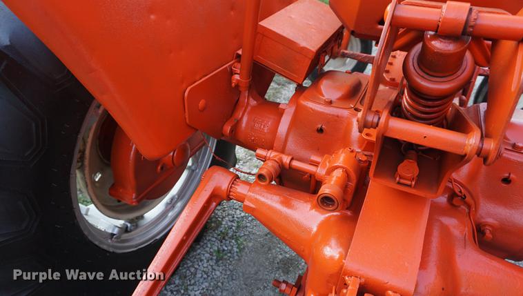 image for item DD6434 1957 Allis Chalmers D17 tractor