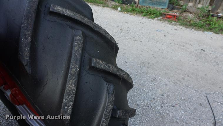 image for item DD6434 1957 Allis Chalmers D17 tractor