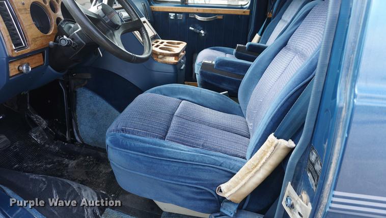 image for item DD6467 1990 Chevrolet G20 van