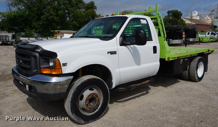 image for item DD6468 1999 Ford F450 flatbed truck