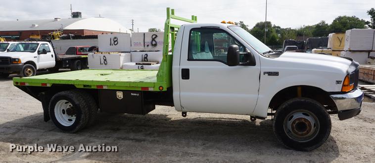 image for item DD6468 1999 Ford F450 flatbed truck