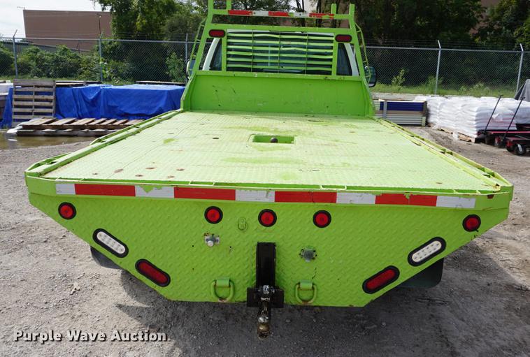 image for item DD6468 1999 Ford F450 flatbed truck