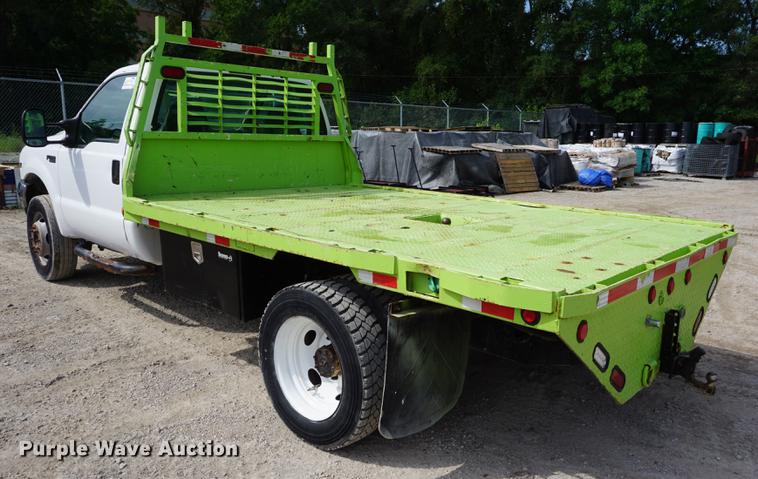 image for item DD6468 1999 Ford F450 flatbed truck
