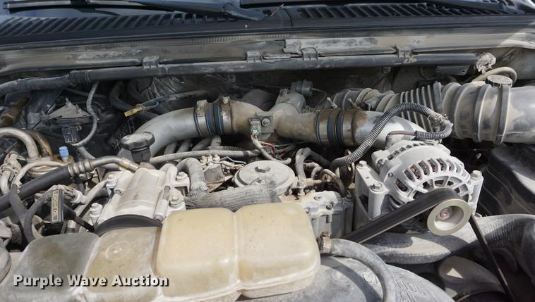 image for item DD6468 1999 Ford F450 flatbed truck