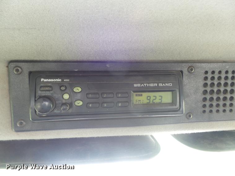 image for item DD7232 2005 Freightliner FL80 Crew Cab flatbed truck