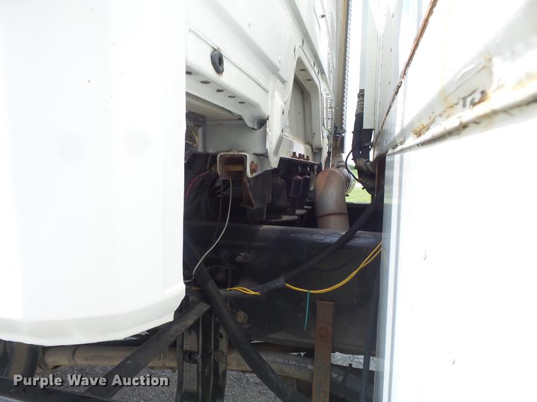 image for item DD7232 2005 Freightliner FL80 Crew Cab flatbed truck