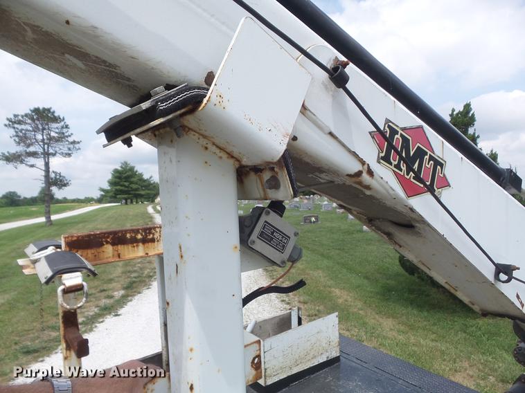 image for item DD7232 2005 Freightliner FL80 Crew Cab flatbed truck