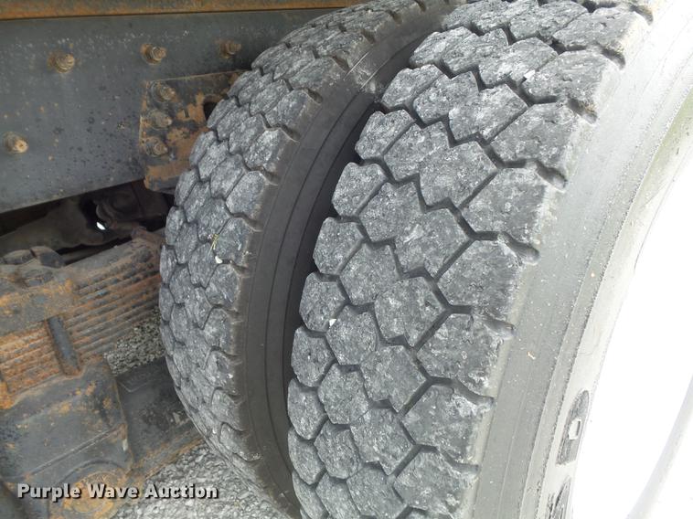 image for item DD7232 2005 Freightliner FL80 Crew Cab flatbed truck