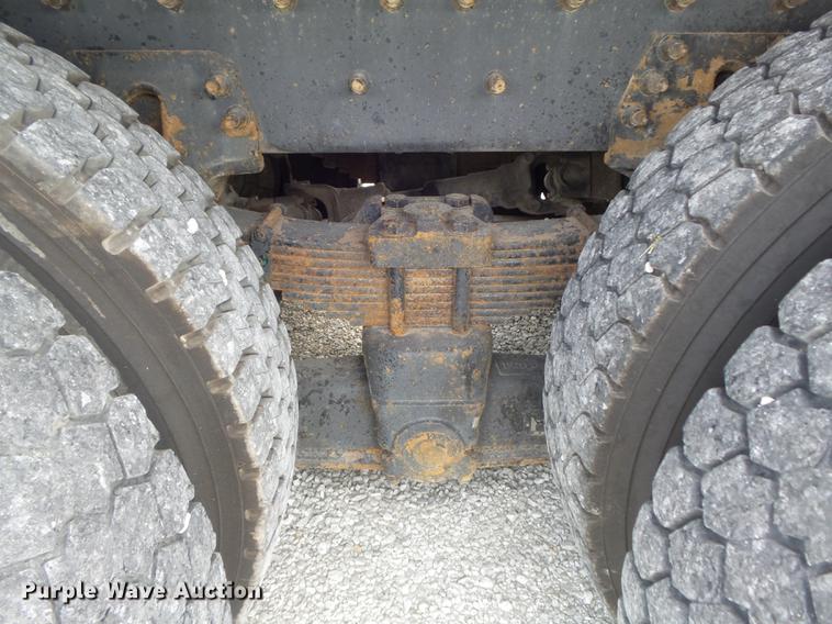 image for item DD7232 2005 Freightliner FL80 Crew Cab flatbed truck