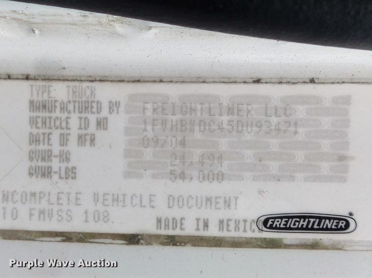 image for item DD7232 2005 Freightliner FL80 Crew Cab flatbed truck