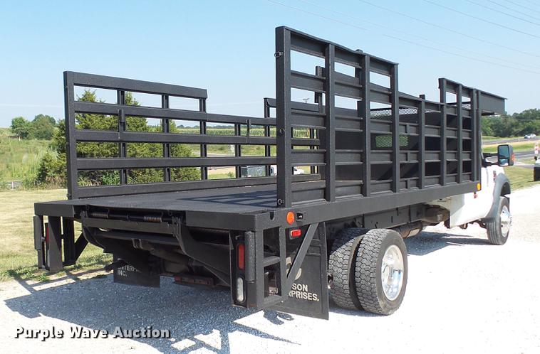 image for item DD7257 2008 Ford F550 Super Duty XL flatbed truck