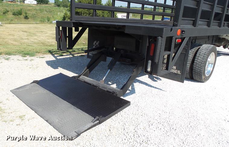 image for item DD7257 2008 Ford F550 Super Duty XL flatbed truck