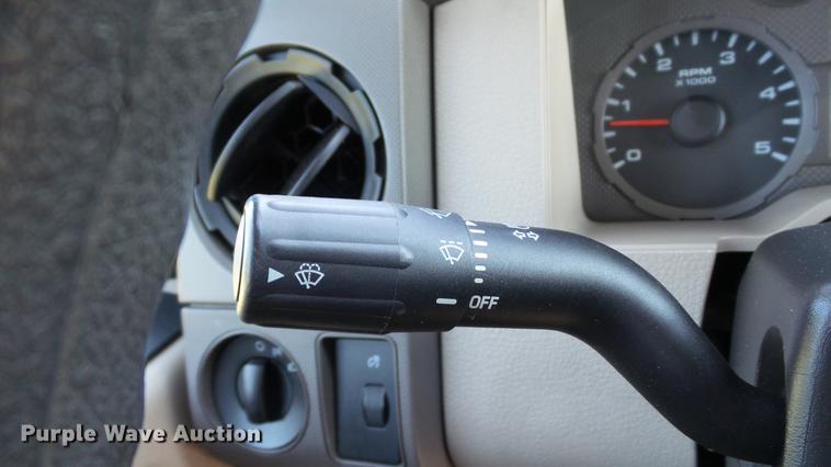 image for item DD7257 2008 Ford F550 Super Duty XL flatbed truck