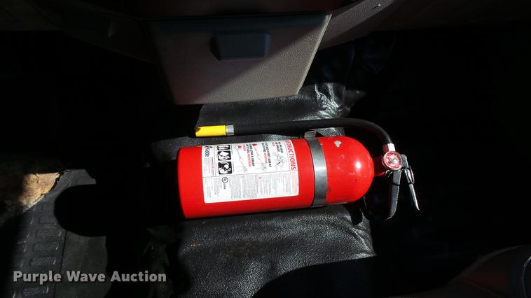 image for item DD7257 2008 Ford F550 Super Duty XL flatbed truck