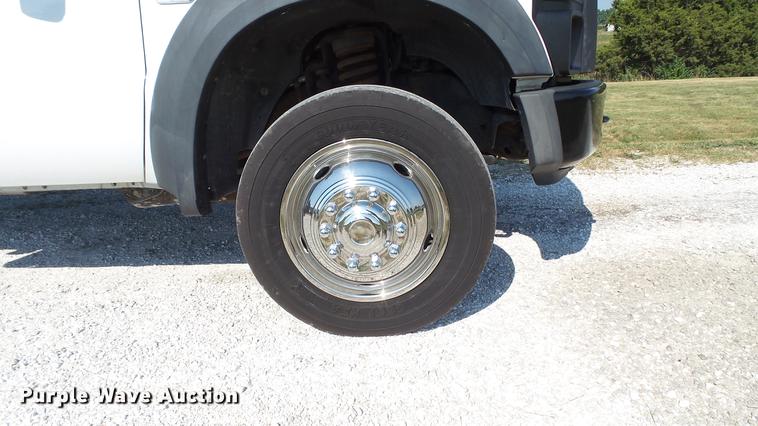 image for item DD7257 2008 Ford F550 Super Duty XL flatbed truck