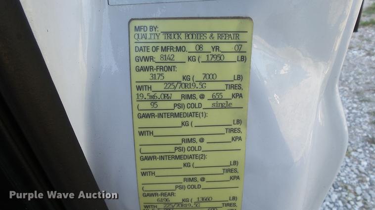 image for item DD7257 2008 Ford F550 Super Duty XL flatbed truck