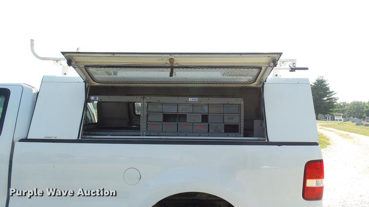 image for item DD7258 2008 Ford F150 XL pickup truck