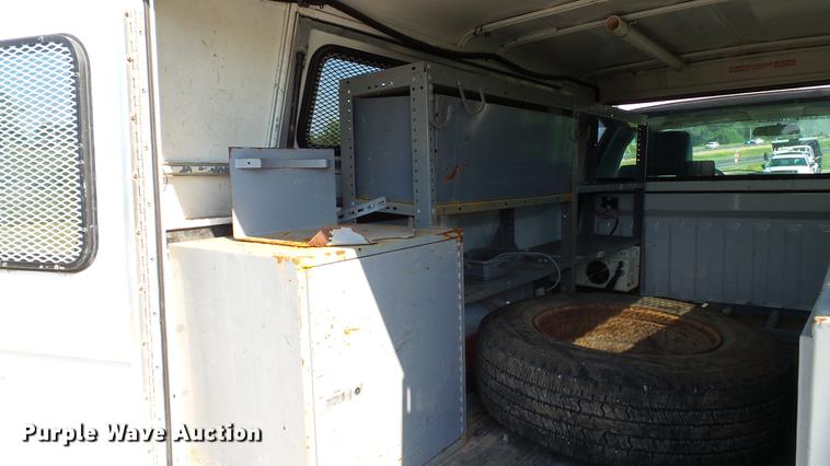 image for item DD7258 2008 Ford F150 XL pickup truck