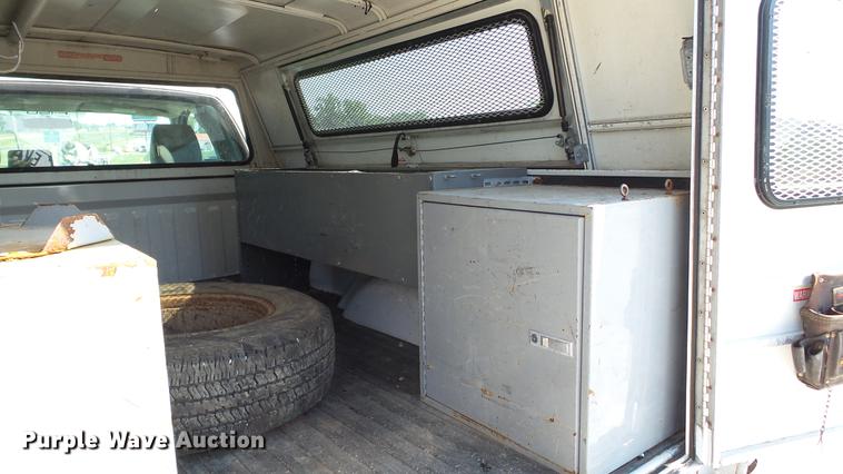 image for item DD7258 2008 Ford F150 XL pickup truck