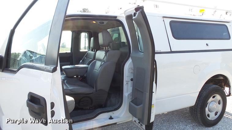 image for item DD7258 2008 Ford F150 XL pickup truck