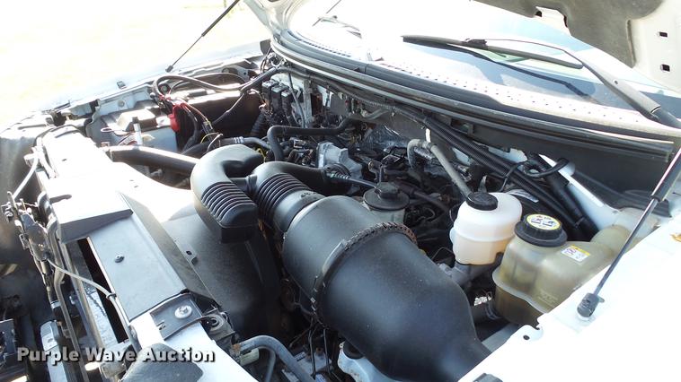 image for item DD7258 2008 Ford F150 XL pickup truck