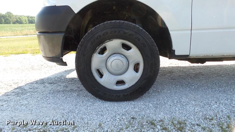 image for item DD7258 2008 Ford F150 XL pickup truck