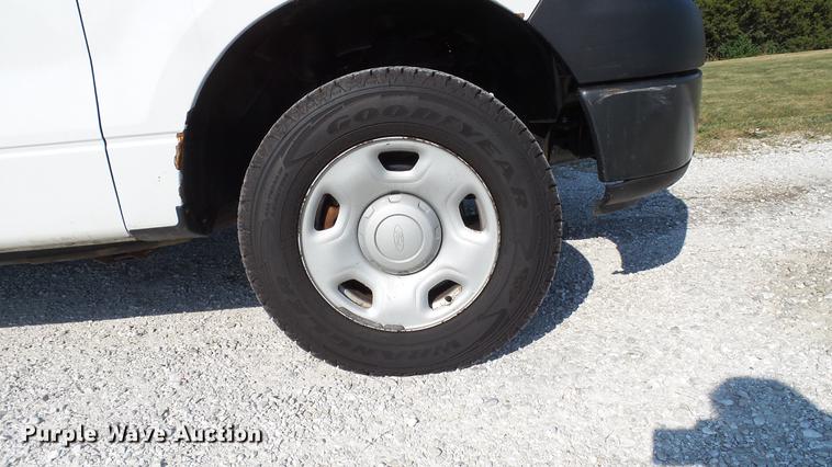 image for item DD7258 2008 Ford F150 XL pickup truck