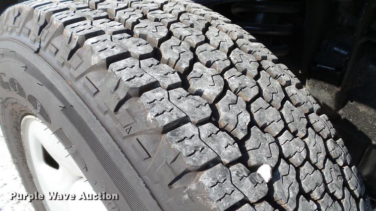 image for item DD7258 2008 Ford F150 XL pickup truck