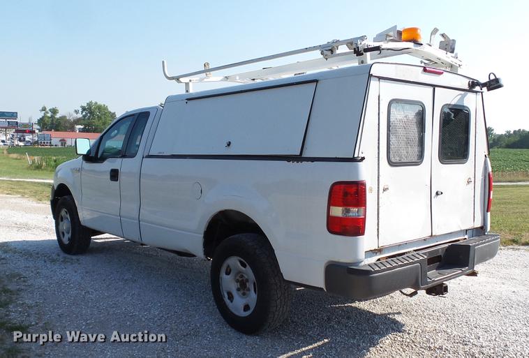 image for item DD7259 2007 Ford F150 XL pickup truck