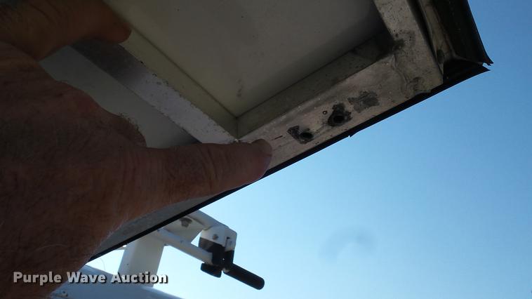 image for item DD7259 2007 Ford F150 XL pickup truck