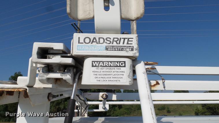 image for item DD7259 2007 Ford F150 XL pickup truck