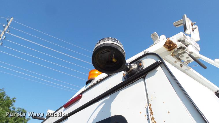 image for item DD7259 2007 Ford F150 XL pickup truck