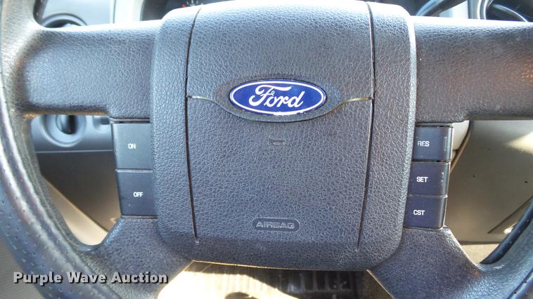 image for item DD7259 2007 Ford F150 XL pickup truck