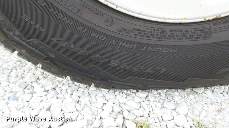 image for item DD7259 2007 Ford F150 XL pickup truck