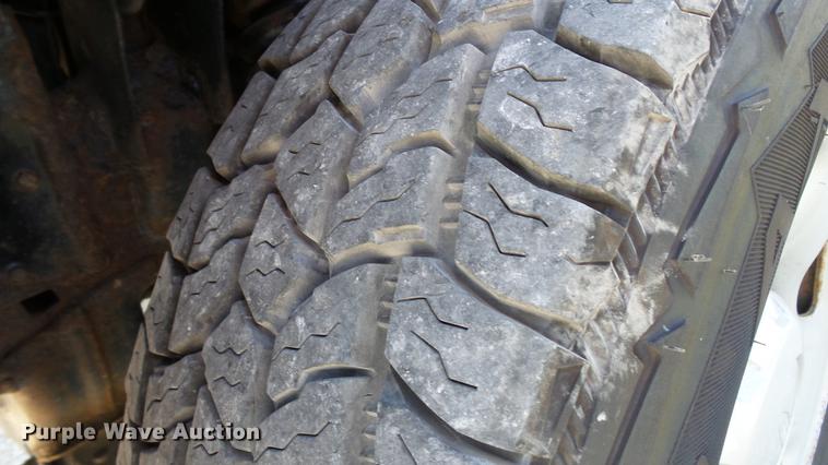 image for item DD7259 2007 Ford F150 XL pickup truck