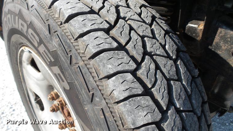 image for item DD7259 2007 Ford F150 XL pickup truck