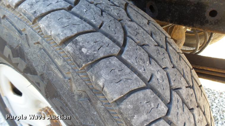 image for item DD7259 2007 Ford F150 XL pickup truck