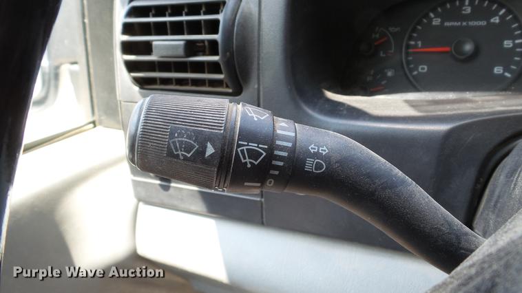 image for item DD7262 2007 Ford F250 Super Duty XL SuperCab pickup truck