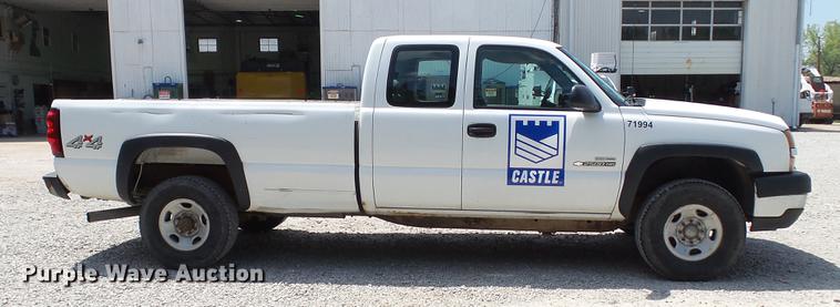 image for item DD7263 2006 Chevrolet Silverado 2500HD Ext. Cab pickup truck
