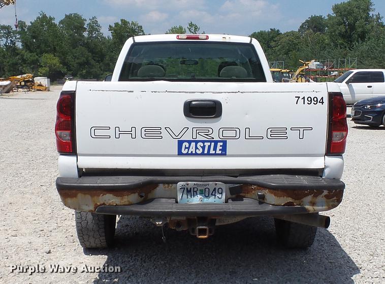 image for item DD7263 2006 Chevrolet Silverado 2500HD Ext. Cab pickup truck