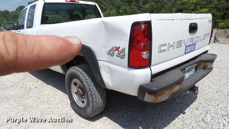 image for item DD7263 2006 Chevrolet Silverado 2500HD Ext. Cab pickup truck